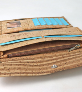 Cork wallet Dallas with chain - Image 5