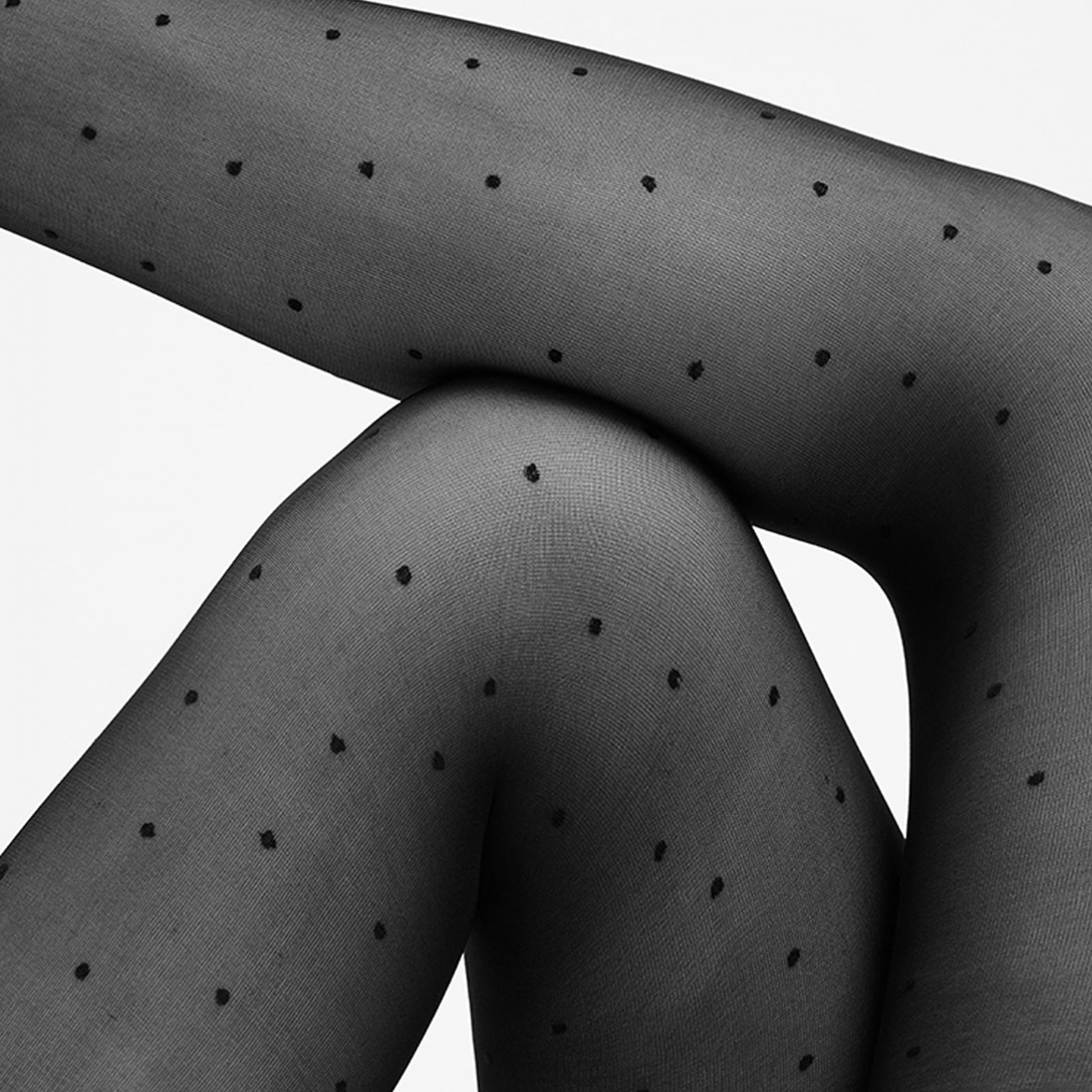 Doris Dots Knee-Highs Black 40 den