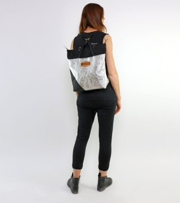 JANE Allrounder, Piñatex Black & Silver - Image 4