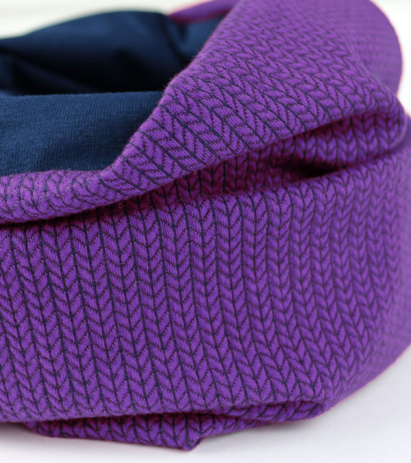 Knitted Jacquard Loop Navy-Purple - Image 4