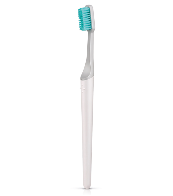 TIO Toothbrush Soft, with travel cap - Image 2