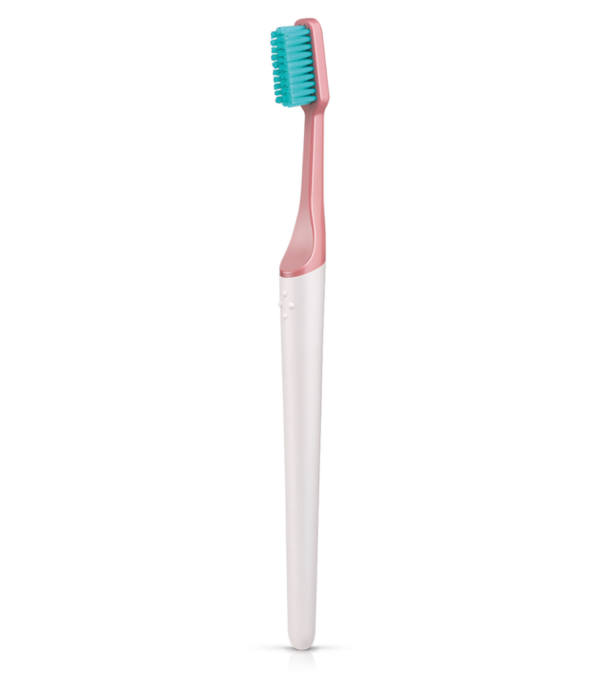 TIO Toothbrush Medium, with travel cap