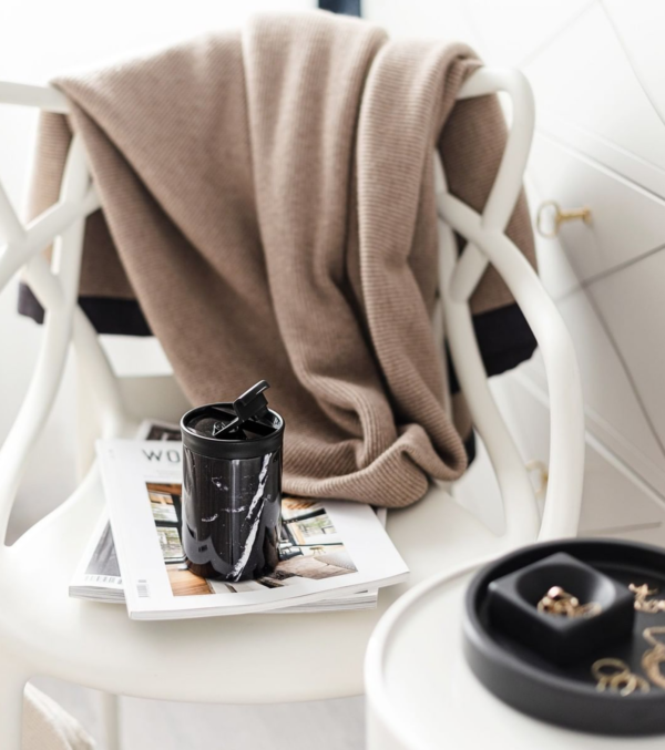 350ml Travel Tumbler Black Marble - Image 2