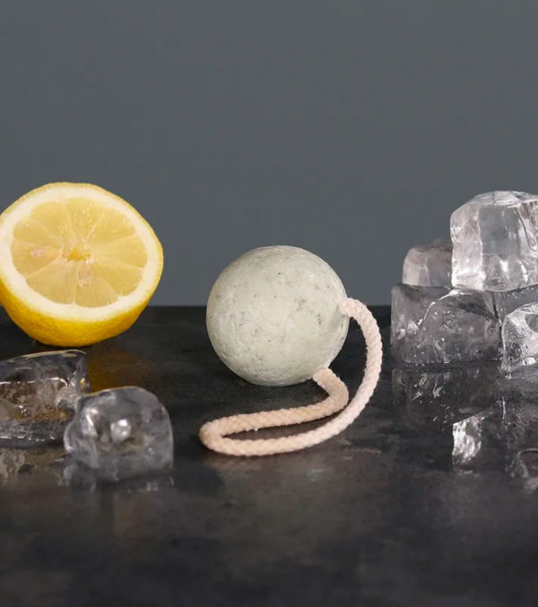 Shampoo Ball on the Cord - Image 9