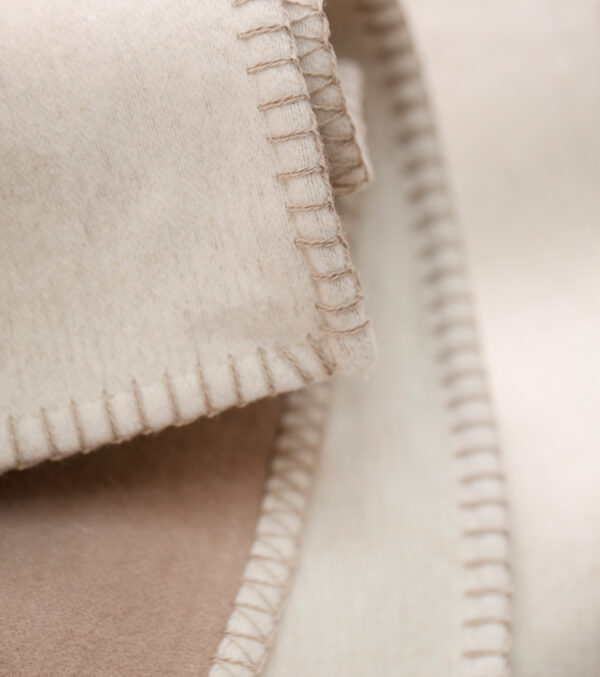 Kuscheldecke Dolde – Bild 4