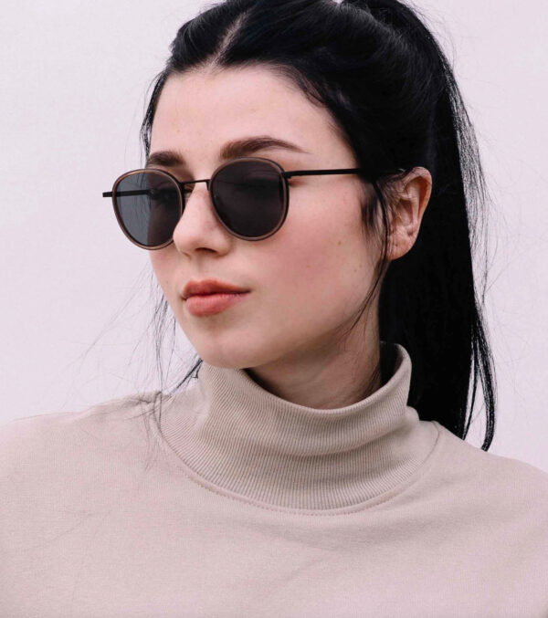 Sunglasses Ada Umbra Crystal Black-Smoke - Image 3