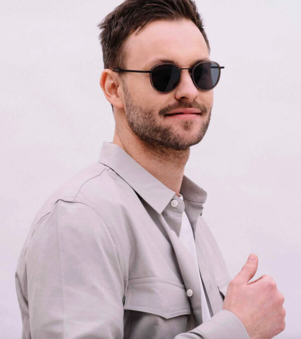 Sunglasses Ada Umbra Crystal Black-Smoke - Image 4