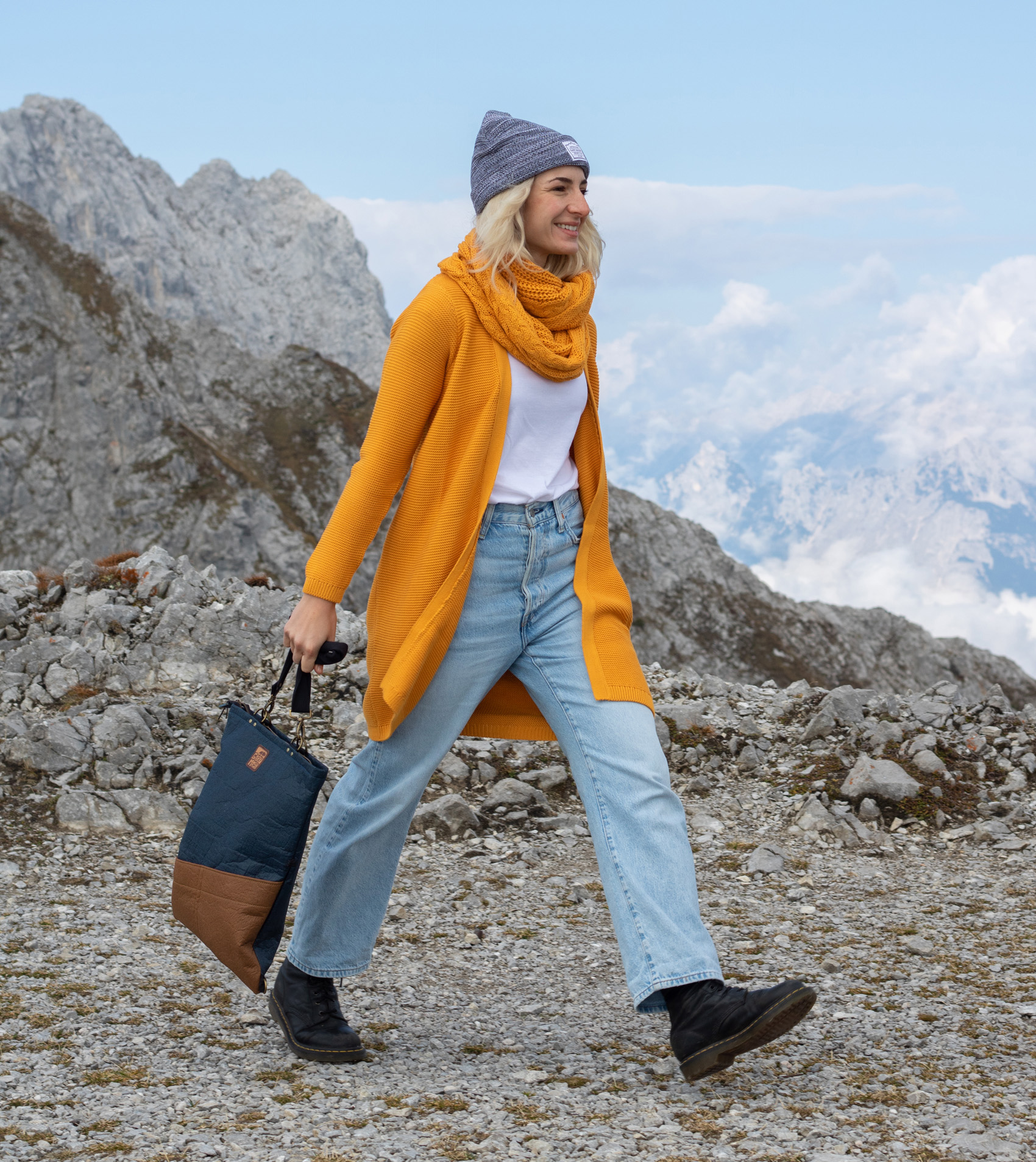 Rachel Allrounder, Piñatex Navy & Cognac - Image 3