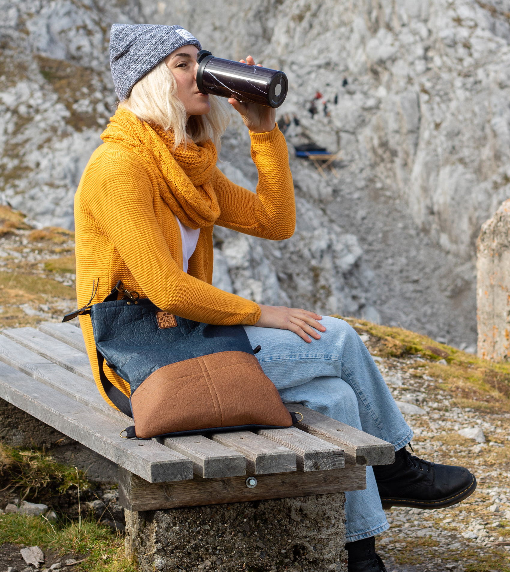 Rachel Allrounder, Piñatex Navy & Cognac - Image 4