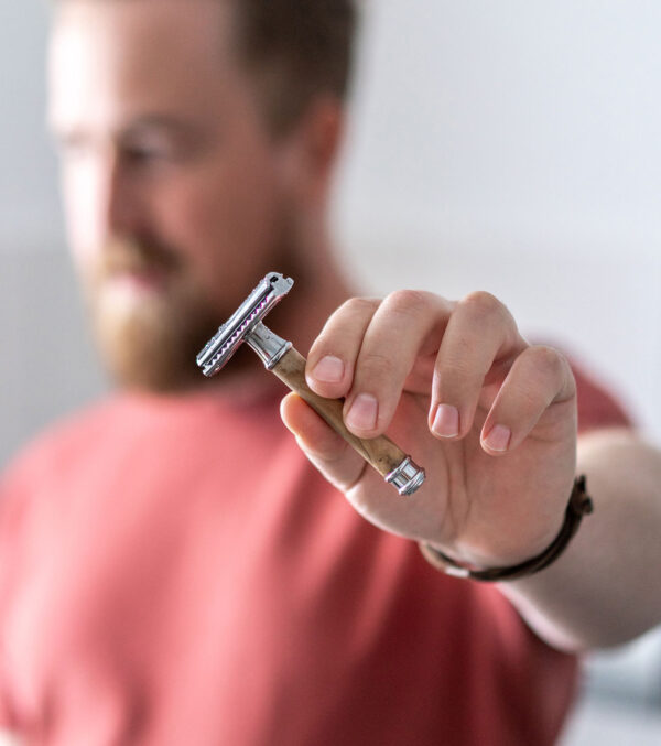 Olive wood Safety Razor - Image 2