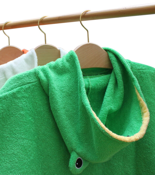 Fluffy Kid's Bathing Poncho Frog - Image 3
