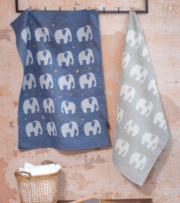 Light Baby Cotton Blanket Elephants 65 x 90 - Image 5