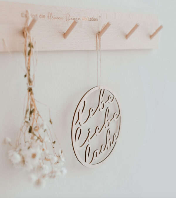Wooden wreath Live Love Laugh - Image 4