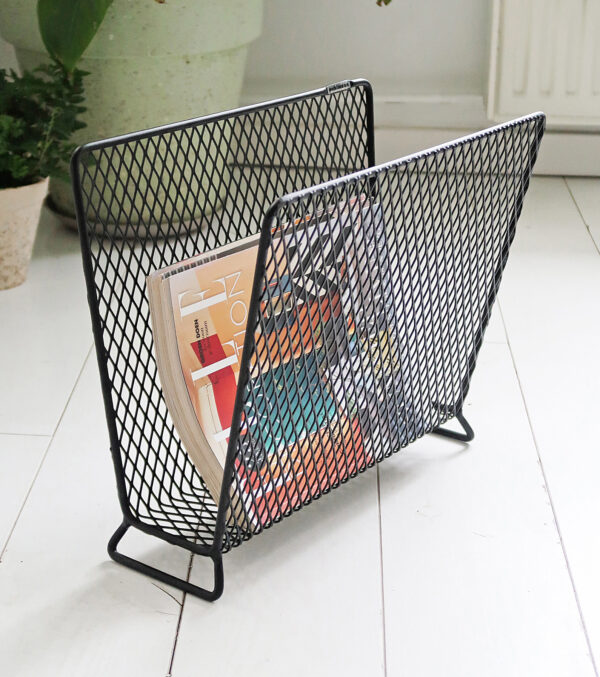 Steel wire magazine rack - Image 9