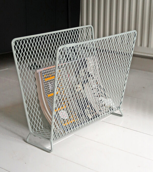 Steel wire magazine rack - Image 5