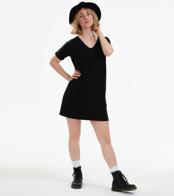 Longshirt Pella schwarz – Bild 6