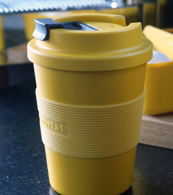 Coffee to-go Becher safrangelb – Bild 3