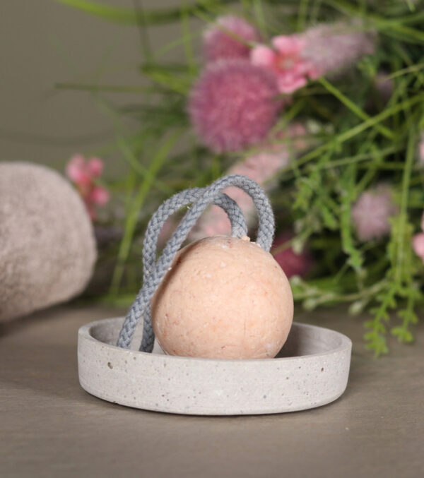Shower ball on the Cord