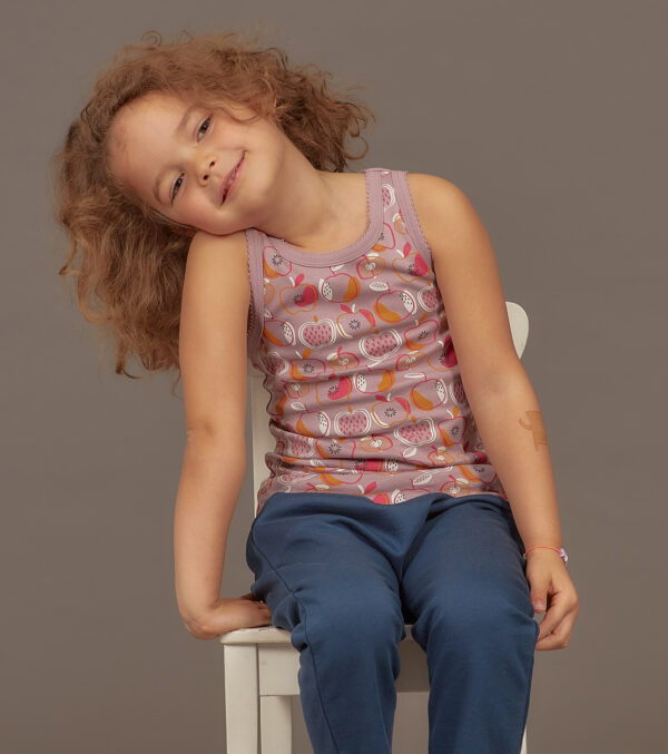 Girl vest with Apples - Image 2