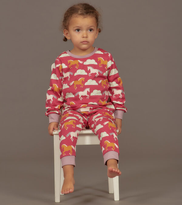 Children's Pajamas pink with Horses & Clouds - Image 3