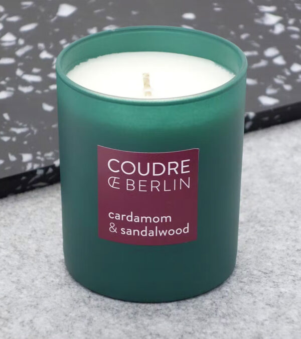 Scented candle in a glass, Cardamom & Sandalwood - Image 3