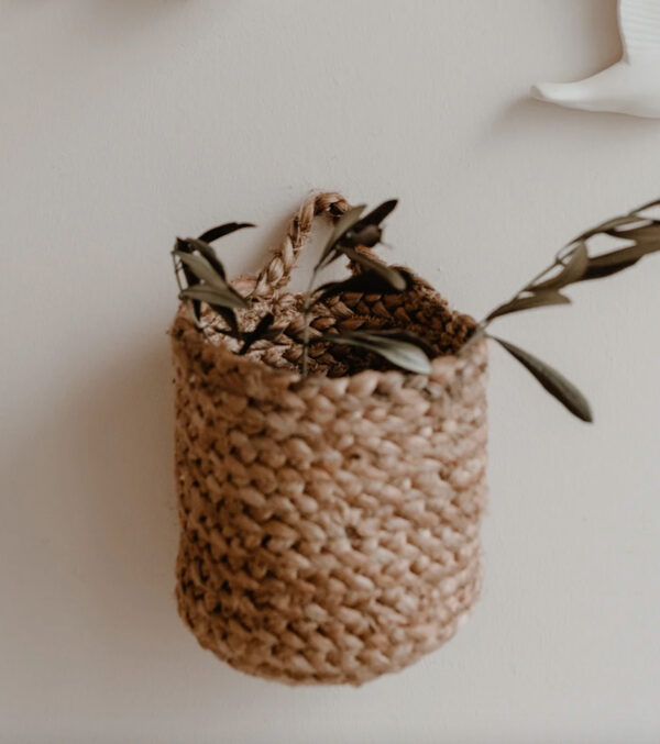Storage basket with loop - Image 7