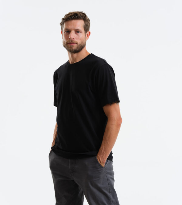Basic Shirt Schwarz – Bild 2