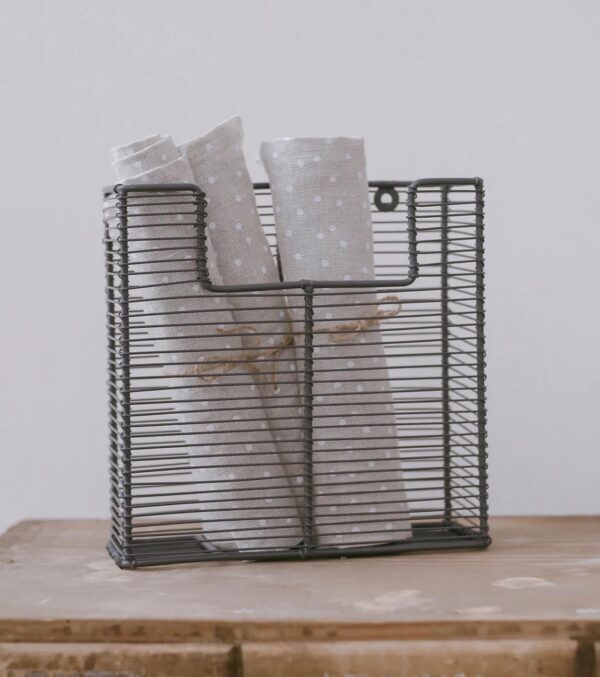 Wire hanging Basket 21 x 21 cm - Image 3