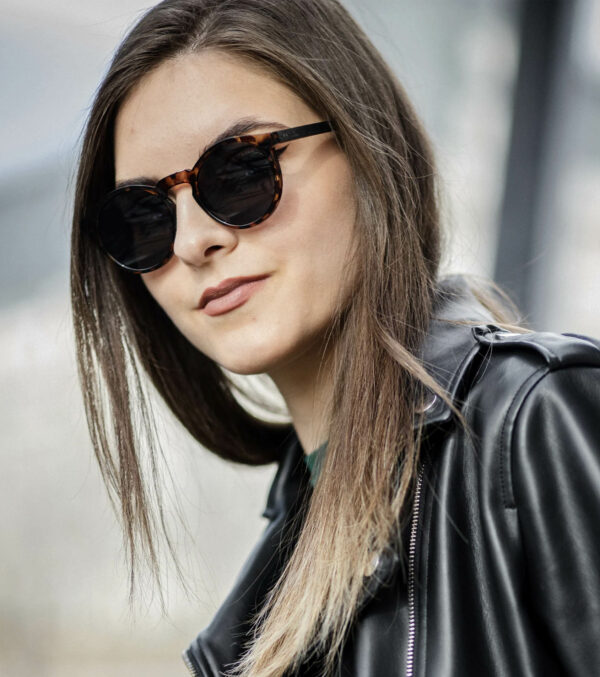 Sunglasses Stella Walnut wood - Image 6