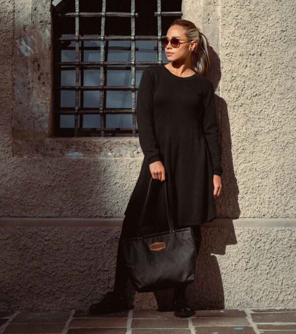 Pineapple Leather Handbag, black - Image 2