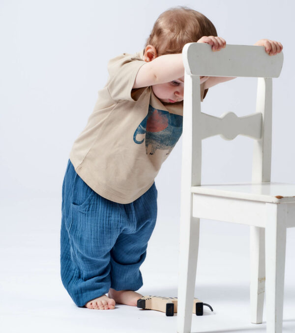 Soft children‘s summer trousers made of muslin - Image 4