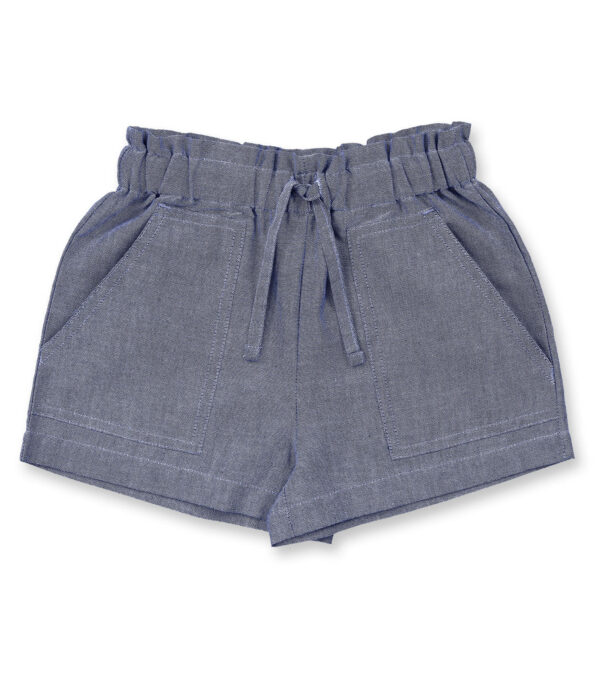 Chic girls‘ shorts with pockets