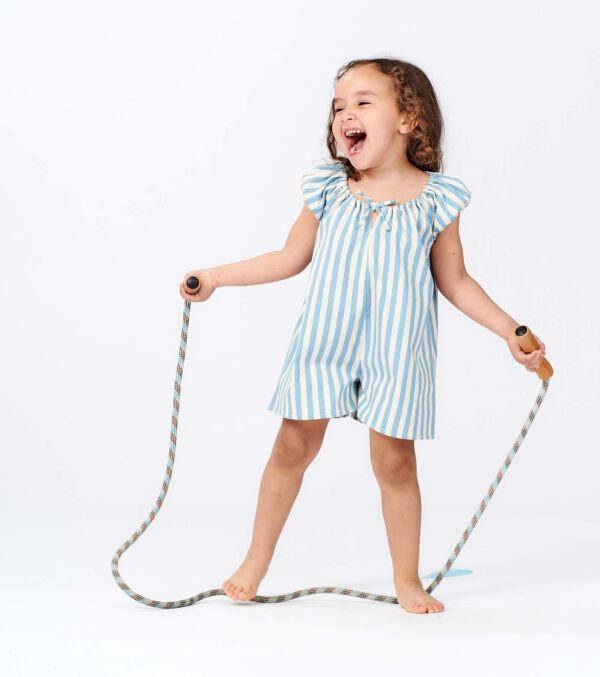 Children‘s jumpsuit made of soft twill