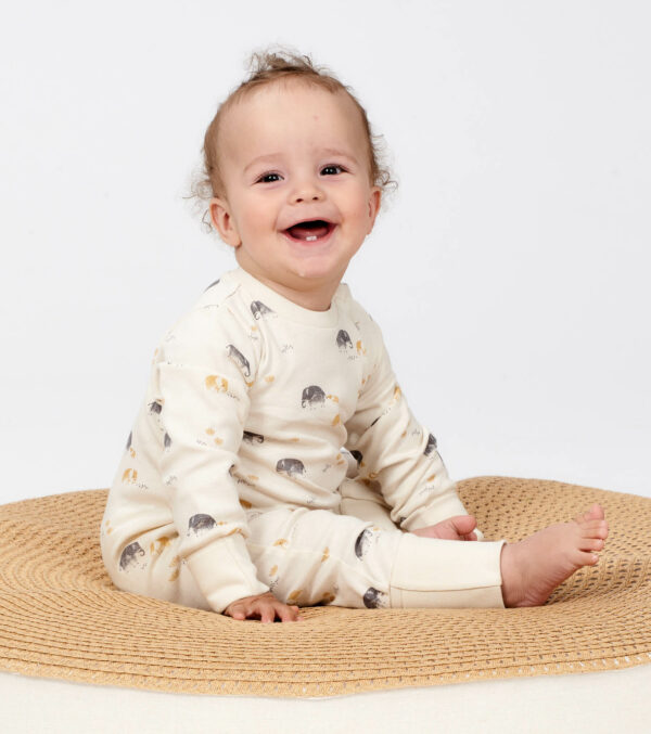 Baby romper ivory with elephants - Image 2