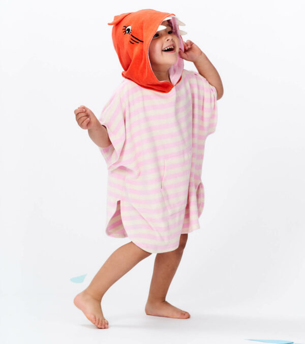 Bath poncho pink with shark hood - Image 2