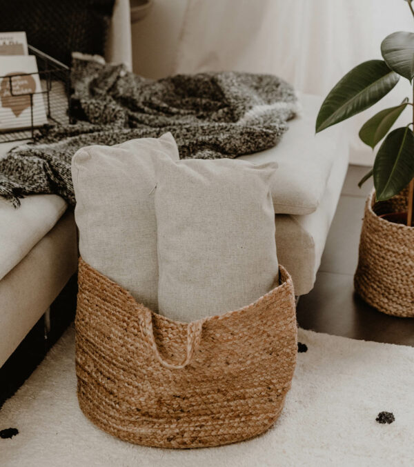 Storage basket with loop - Image 12