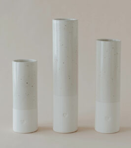 Vase mit Prägung Herz, Ø 5,5 cm – Bild 7
