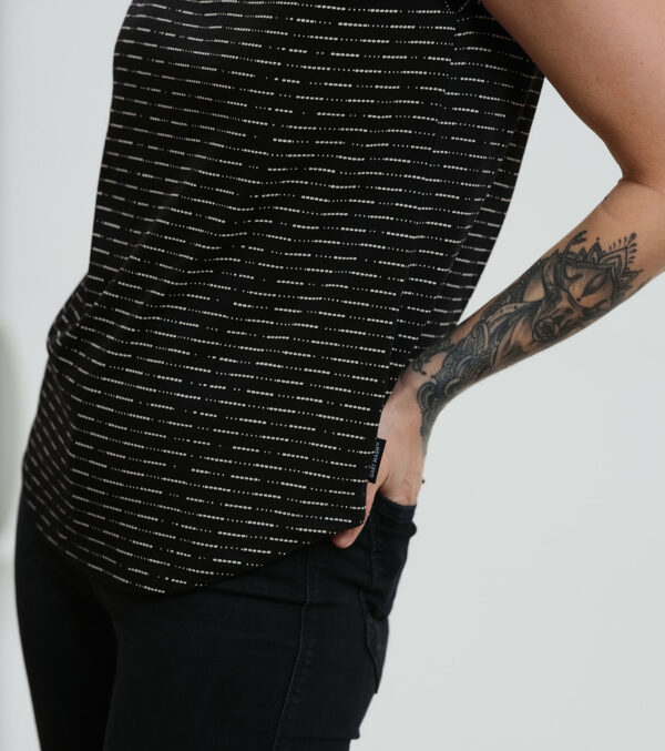 Shirt Asheville schwarz mit feinem Muster – Bild 3