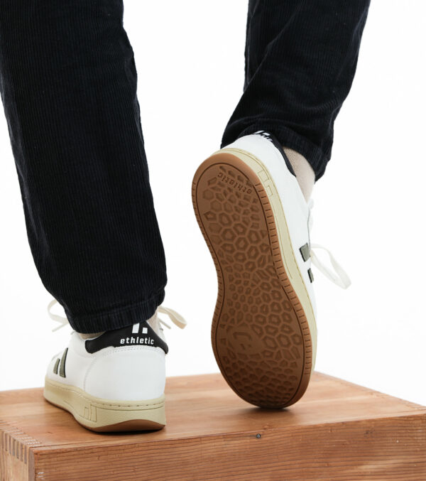 Sneaker 'Jesse' Low Cut Chalk White | Accent Donkey Grey – Bild 6