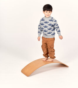Kinder Strickpullover mit Dinos – Bild 2