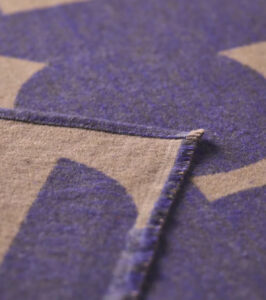 LUCA Flannel Blanket “abstract” 200 x 140 cm - Image 6