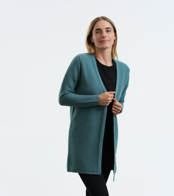Cardigan Libby salbeigrün aus Feinstrick – Bild 3