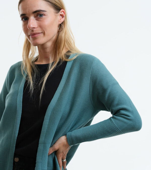 Cardigan Libby salbeigrün aus Feinstrick – Bild 4