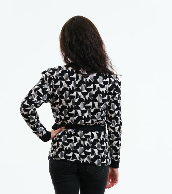 Wrap cardigan Mina abstract made of Jaquard knit - Image 6