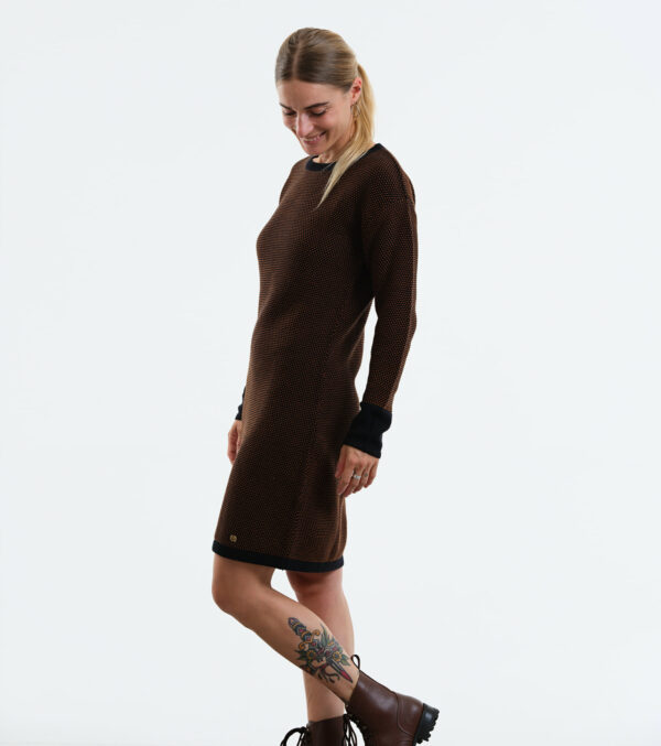 Knitted Dress Lake Alma Mélange toffee & black - Image 2