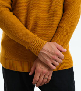 Herren-Strickpullover James senfgelb – Bild 5