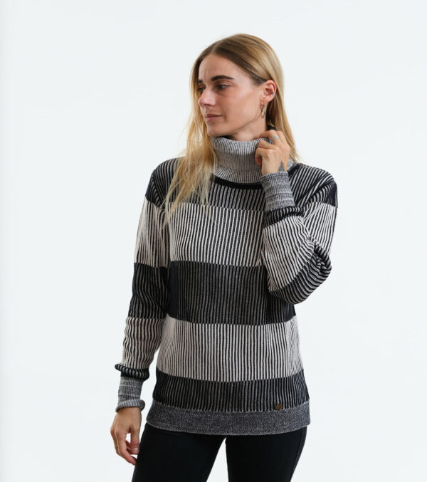Knitted Pullover Tioga with stripes