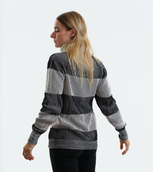 Knitted Pullover Tioga with stripes - Image 7