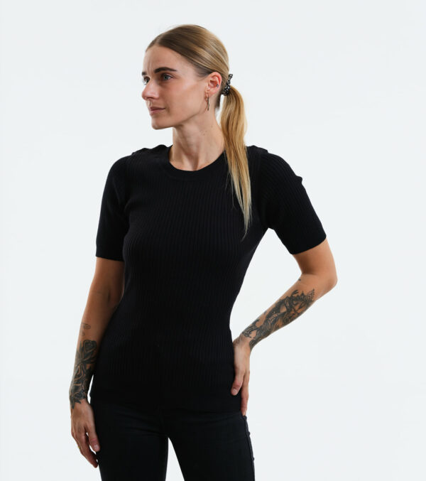 Knitted Slim Fit Shirt Nora black