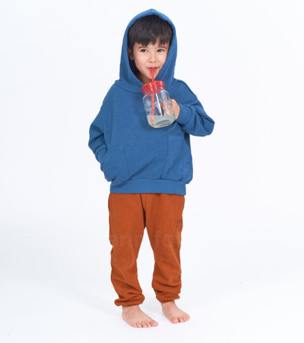 Comfortable children‘s sweatpants in haselnut brown - Image 2